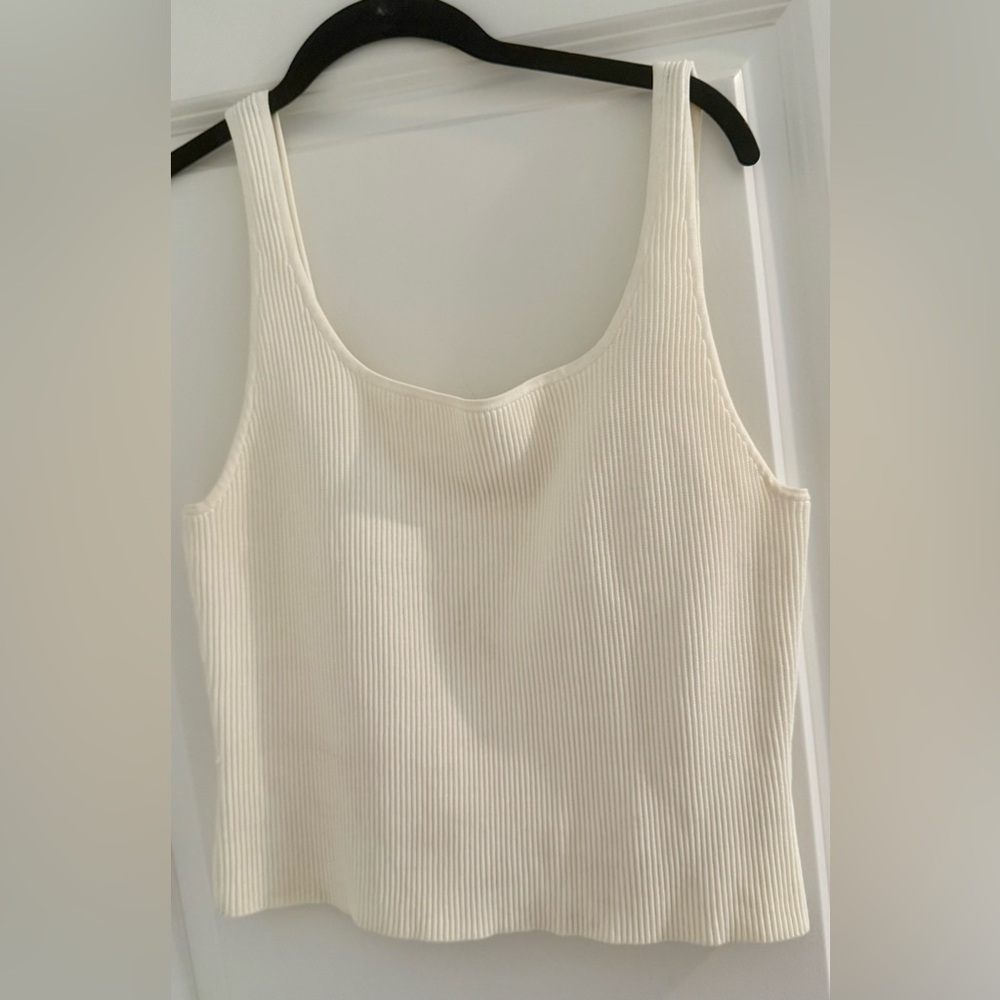 Babaton Cream Ribbed Sleeveless Tank Top